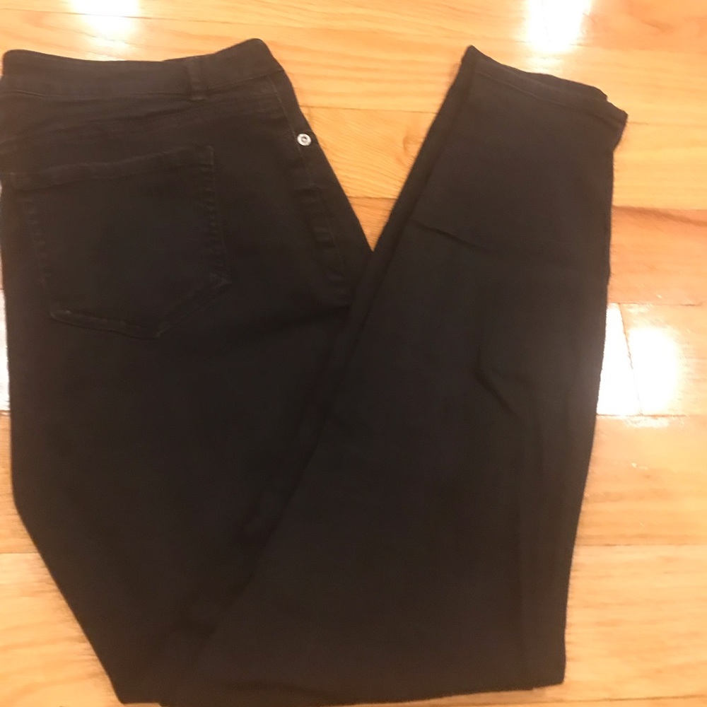 Black skinny jeans